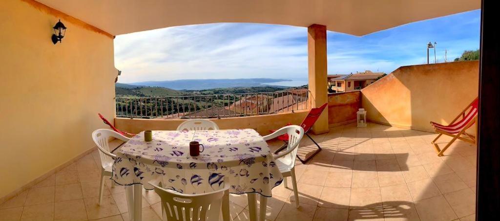 Casa Smeralda - Piscina E Vista Sul Mare! Trinità dʼAgultu Exteriér fotografie